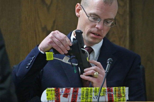 James Jeffress, a Department of Public Safety forensic scientist specializing in ballistics, during the capital murder trial of former Marine Cpl. Eddie Ray Routh, Friday, Feb. 13, 2015. (AP Photo/The Fort Worth Star-Telegram, Paul Moseley)