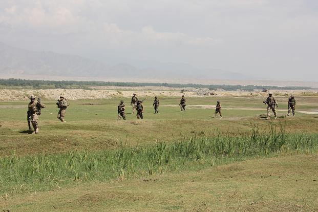 Soldiers from 3rd Brigade Combat Team, 101st Airborne Division (AASLT), patrol with Afghan National Army troops from 201st Corps conduct in Laghman province Sept. 23, 2015. (U.S. Army photo/Jarrod Morris)