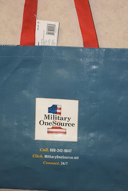 Want a free commissary bag? This is what the commissary will soon be handing out. (Photo: Defense Commissary Agency.)