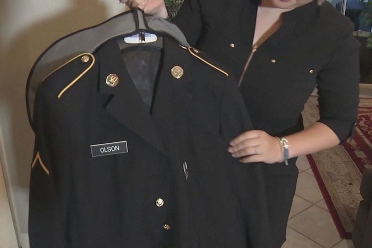 Florida High School Tells Student To Ditch The Dress Blues At Graduation Military Com