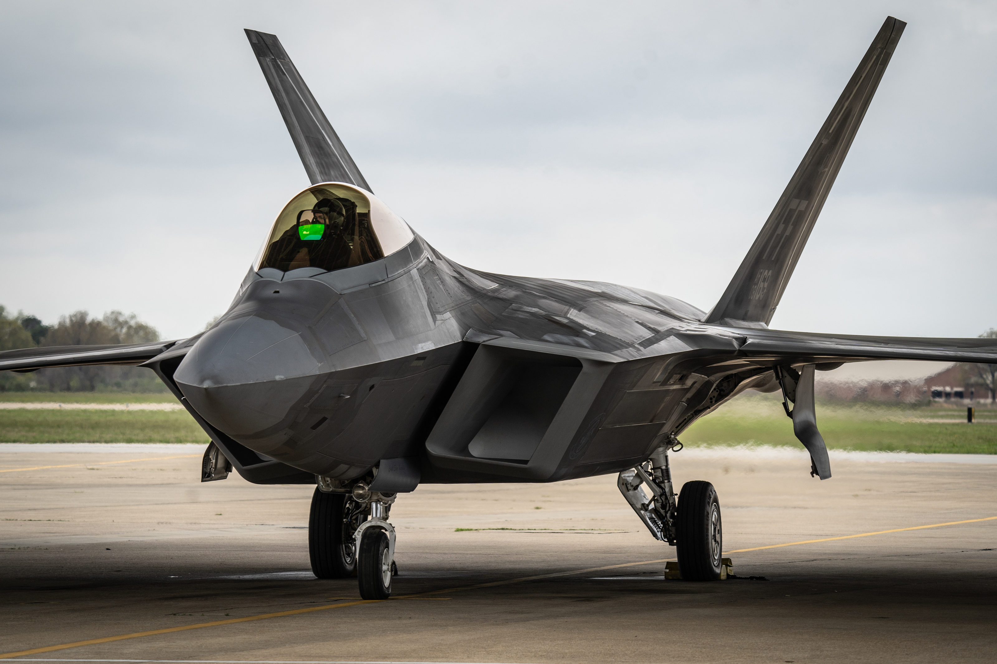 Air Force S Reforge Plan Could Put Some Older F 22s In Red Air Role Military Com