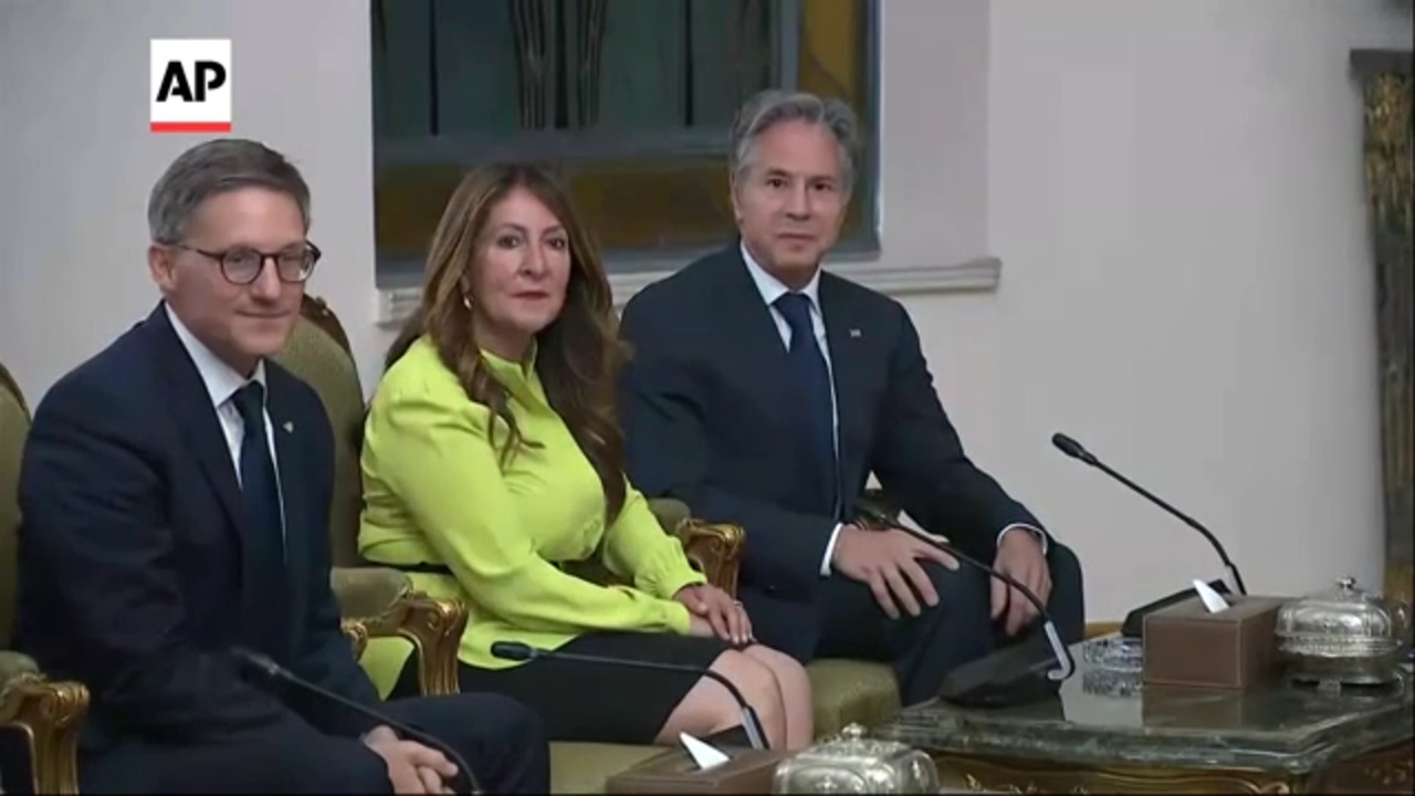 US' Blinken Sits Down for Meeting With Egypt's El-Sissi in Cairo at Start of New Middle East Tour