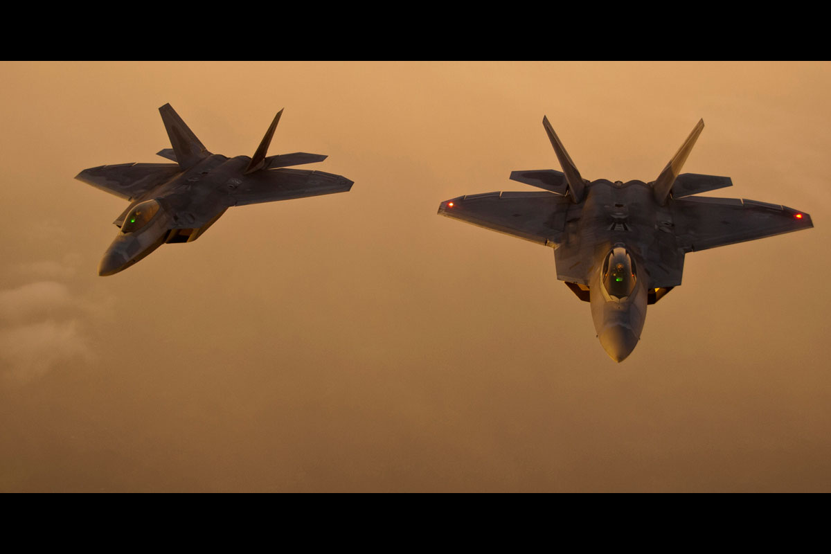 F 22 Raptor Military Com