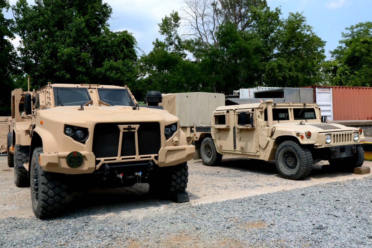 Pentagon Selects 1st Army, Marine Units to Receive JLTV