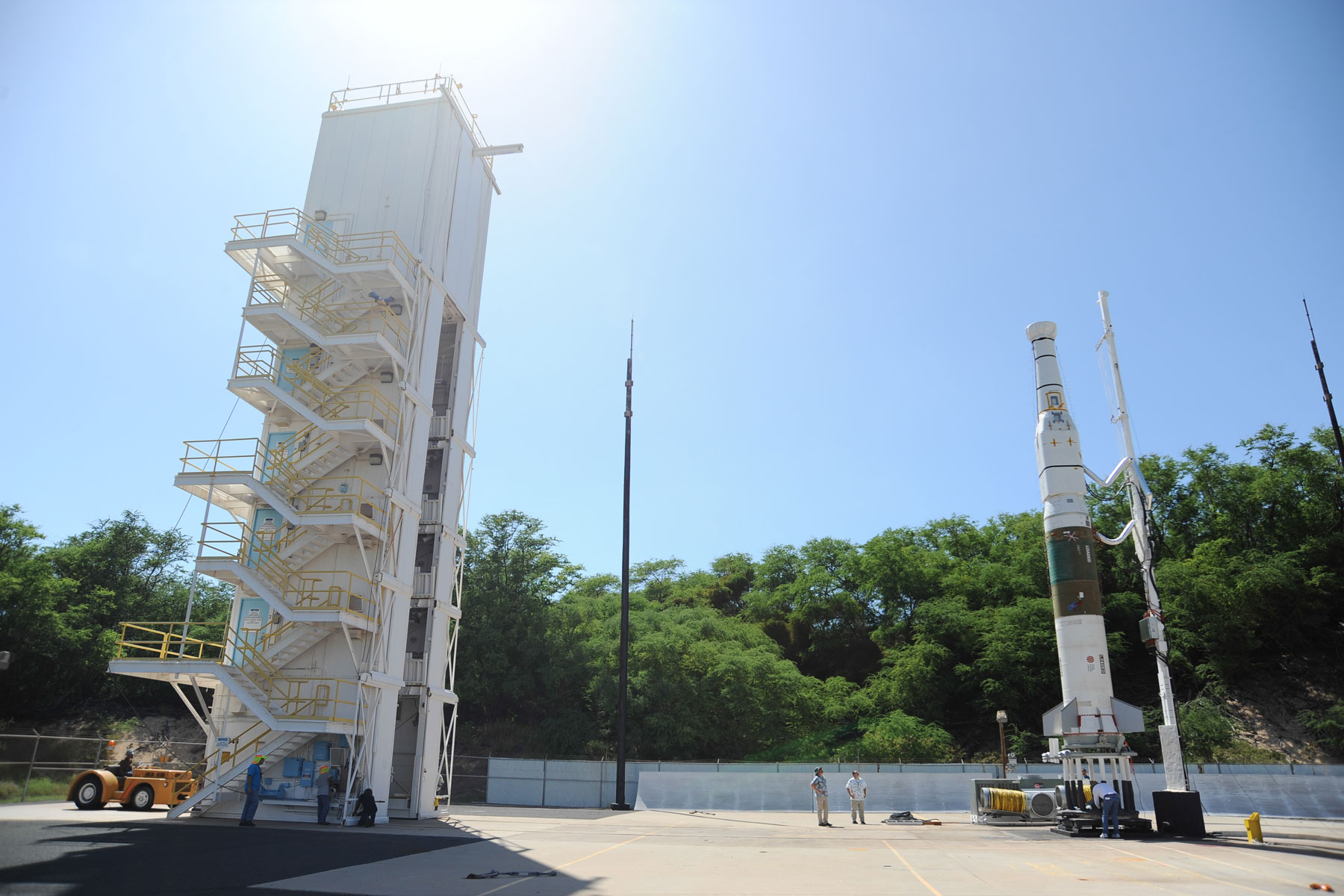 US House Panel Votes to Protect Kauai Missile Tests