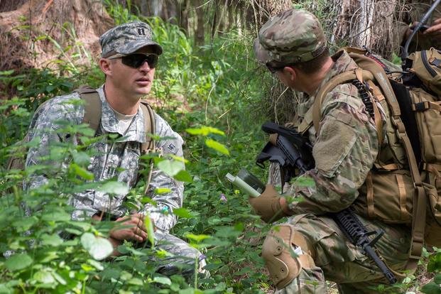 Army to introduce new combat uniform this month, with digital disruptive  patterns & more comfort