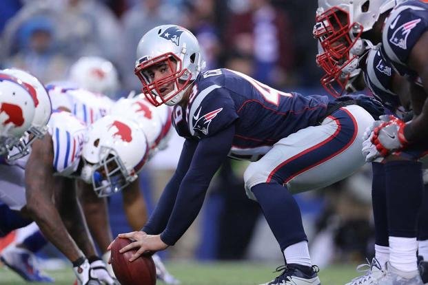 Patriots make Joe Cardona highest-paid long snapper in NFL