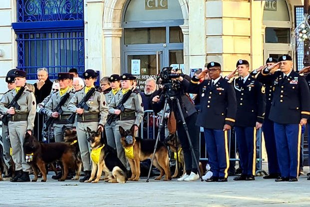 commémoration du 100e anniversaire de la tombe de l'inconnu