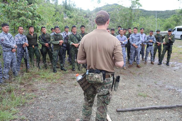 Green Beret near Puerto Princesa, Palawan