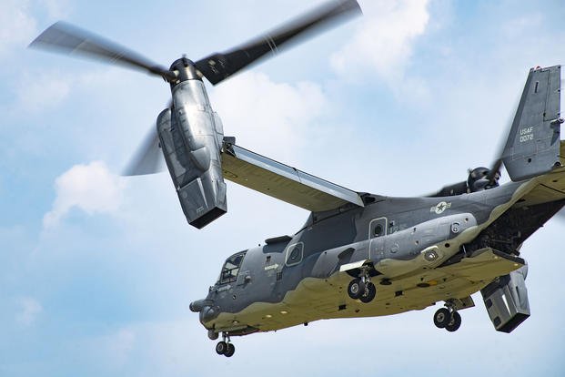 A U.S. Air Force 1st Special Operations Wing CV-22 Osprey from Hurlburt Field, Fla., performs an airpower demonstration as part of EAA AirVenture Oshkosh 2021 at Wittman Regional Airport, Wis.