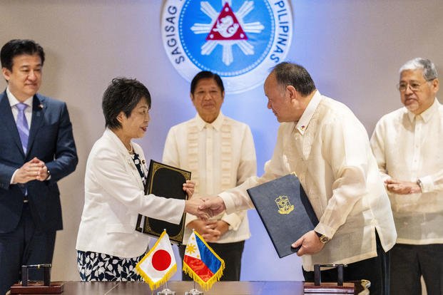 reciprocal access agreement, at the Malacanang Palace in Manila, Philippines