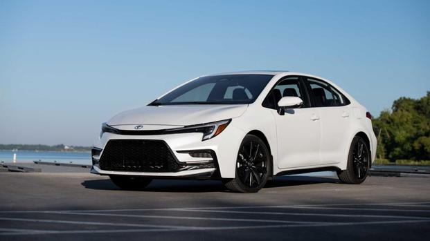 2025 Toyota Corolla XSE front, three-quarter