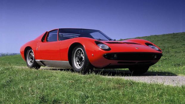 Lamborghini Miura P400 front quarter
