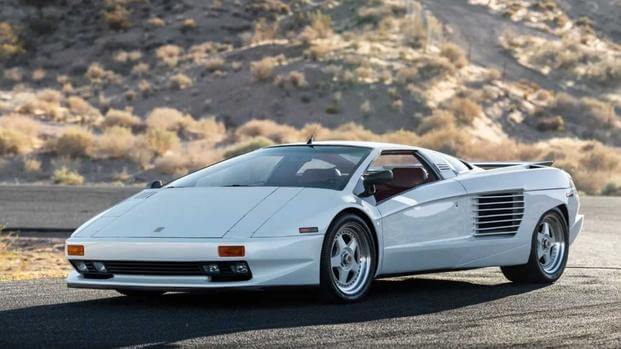 1988 Cizeta-Moroder V16T front quarter