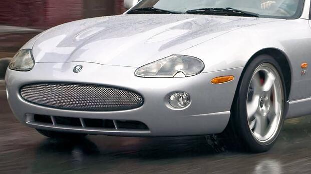 jaguar xk8 main