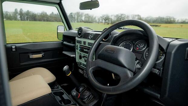 2016 Land Rover Defender 90 Heritage