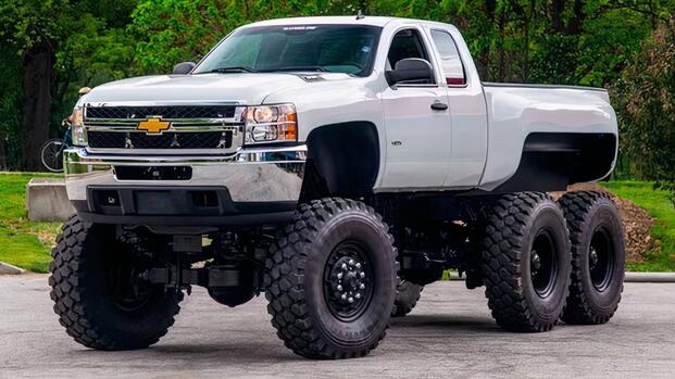 Hobbs Automotive Yeti front 3/4 white