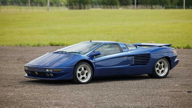 1993 Cizeta V16T front, three-quarter