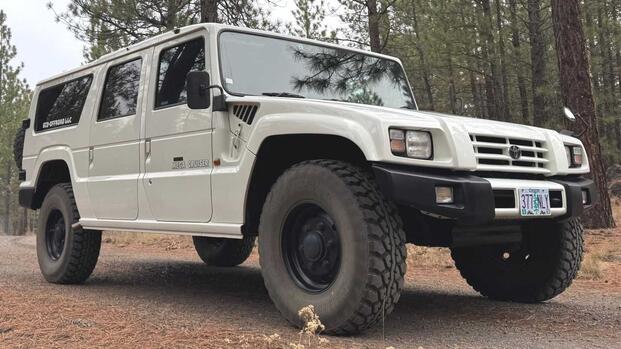 1996 toyota mega cruiser front