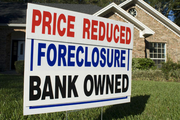 foreclosure sign