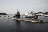 The Los Angeles-class attack submarine USS San Francisco (SSN 711) prepares to moor at Fleet Activities Yokosuka, Japan, on Aug. 14, 2016. (U.S. Navy photo by Mass Communication Specialist 2nd Class Brian G. Reynolds)