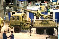 The AM General’s truck-mounted 155mm Howitzer, known as Brutus, displayed at the 2019 Association of the United States Army’s annual meeting. (Matthew Cox/Military.com)
