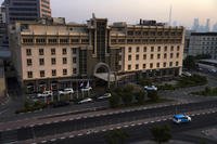 Mövenpick Hotel &amp; Apartments Bur Dubai