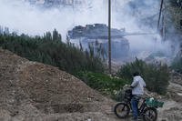 Israeli tanks moving into the city of Jenin.