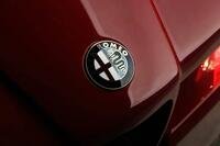 1991 Alfa Romeo SZ nose badge