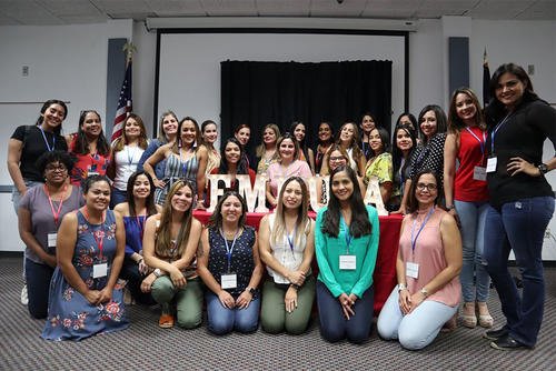 Hispanic Military Spouses Making a Difference in the Community