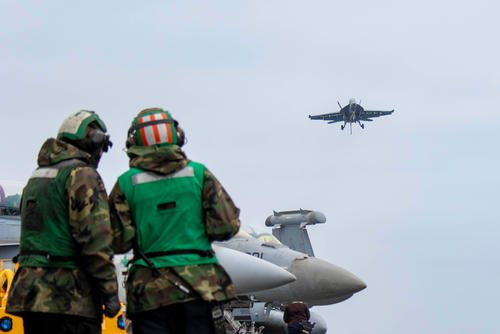 F/A-18F Super Hornet prepares to make an arrested landing