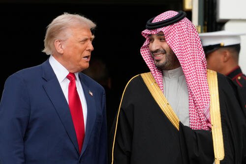 President Donald Trump welcomes Saudi Arabia's Crown Prince Mohammed bin Salman to the White House, Tuesday, Nov. 18, 2025, in Washington. (AP Photo/Mark Schiefelbein)